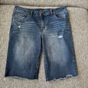 1822 Denim Women's Size 12 w30 Blue Raw Hem Bermuda Shorts